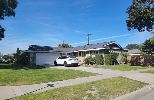 713 Meade Ave photos photos