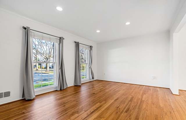 4 Bed 3.5 Bath - Derwood Colonial - Finished Basement Gallery 4