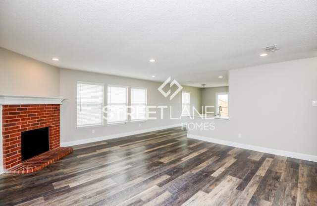 1413 Ridgecrest Drive Gallery 2