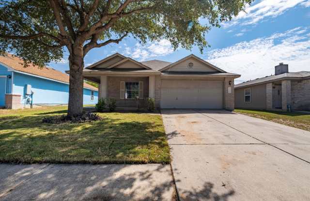 Classic 3 Bedroom, 2 Bath Home in Austin Near Tesla  Airport photos photos