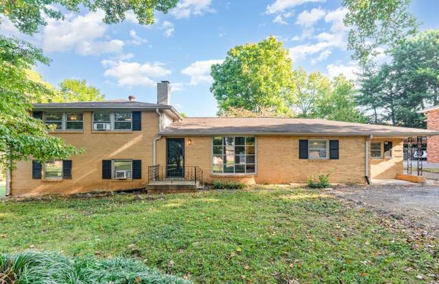 Affordable in Oak Hill/Green Hills - Now Available! photos photos