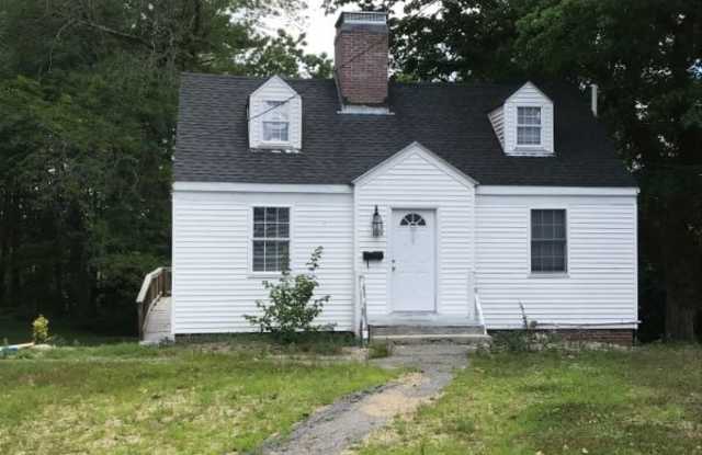 25 1/2 Fairmount Street - 25 1/2 Fairmount St, Nashua, NH 03064