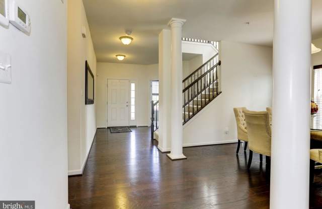 635 BENTGRASS DRIVE Gallery 4