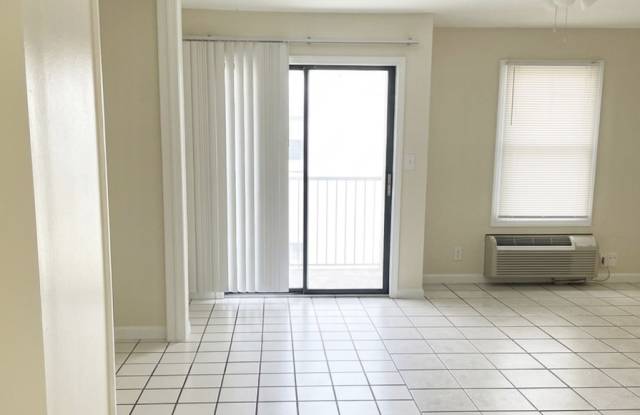 1801 Heinrich St., Unit 13 photos photos