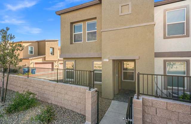 Modern 3 Bedroom Town House near Exploration Peak Park photos photos