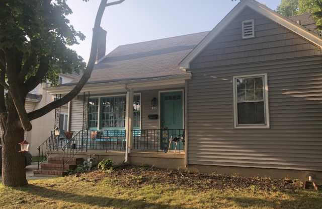 17 Wyckoff Street - 17 Wyckoff Street, Deal, NJ 07723