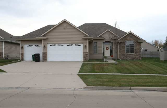 303 SW Springfield Dr. - 303 Southwest Springfield Drive, Ankeny, IA 50023