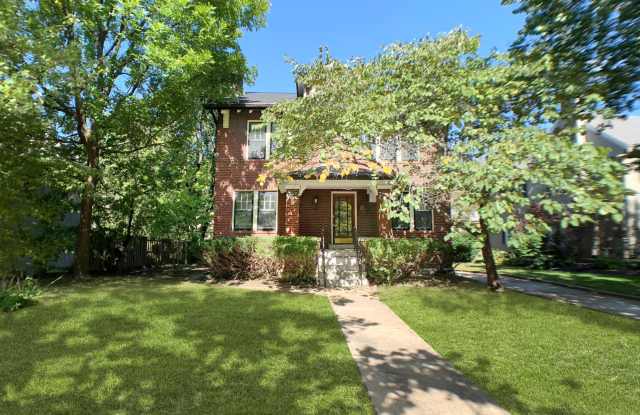 7117 Delmar Boulevard photos photos