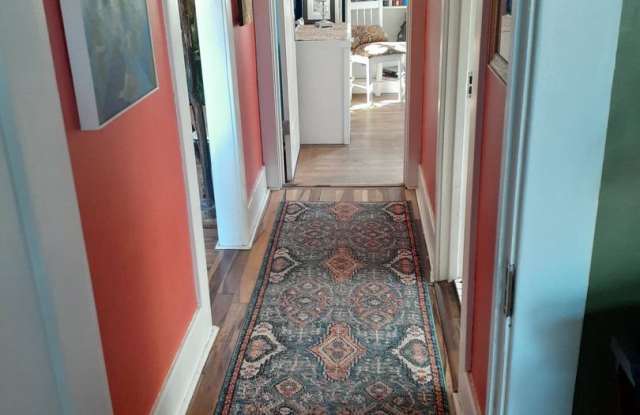 Fully Furnished Charming Home near UC Davis Medical Center!! Move-in Ready! photos photos
