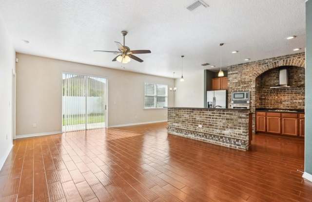 1209 WILD DAISY Drive Gallery 3