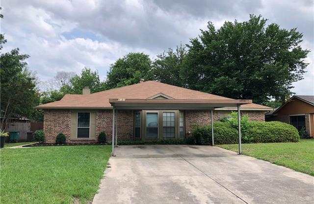 9921 Plainfield Drive - 9921 Plainfield Drive, Fort Worth, TX 76108
