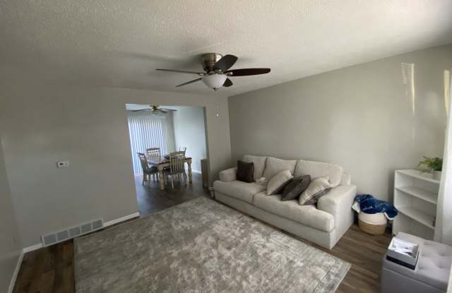 3303 W 18th St photos photos