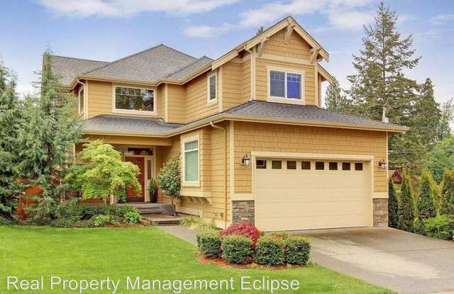 8811 NE 148th PL - 8811 Northeast 148th Place, Kenmore, WA 98028