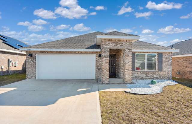 4735 Airmen Drive photos photos