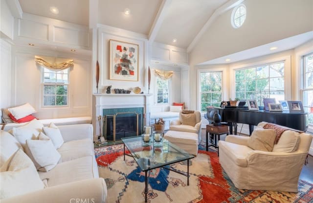 870 18th Street - 870 18th Street, Manhattan Beach, CA 90266