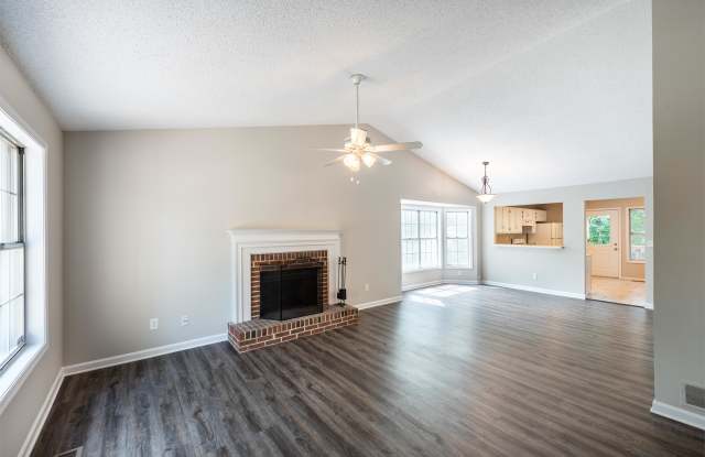 5038 Laurel Bridge Drive Southeast - 1 Gallery 2