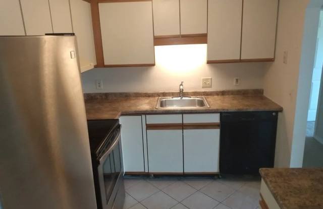 7 Gibbs St Apt 9 Gallery 1