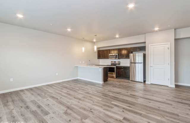 Brand New 2 Bedroom Townhome | Attached 2-Stall Garage | Big Ben Townhomes - Cedar Rapids photos photos