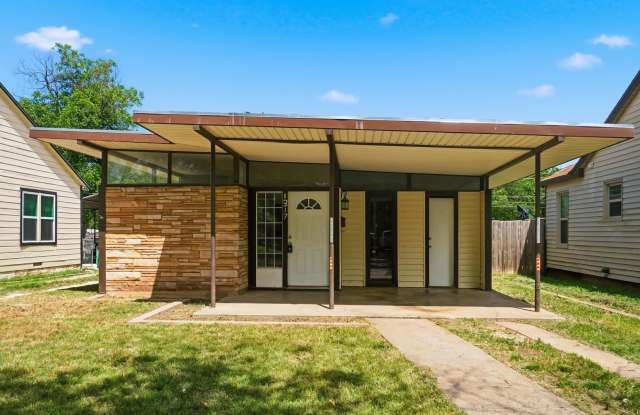 1317 Peach Street photos photos