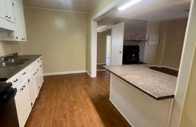 3 Bed 1 Bath House Gallery 4