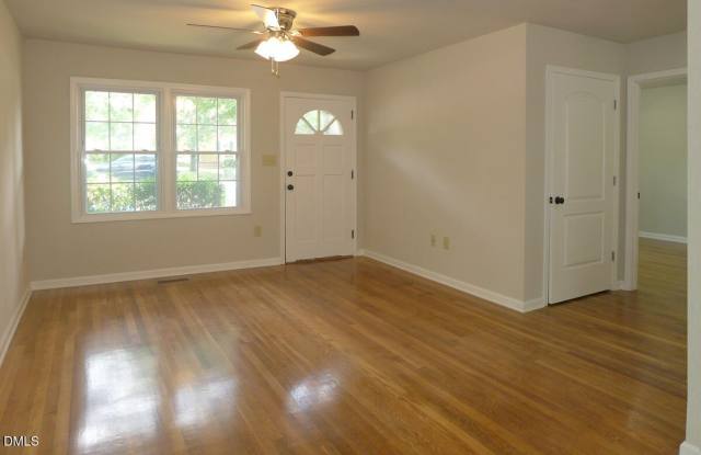 416 W Cameron Avenue Gallery 2