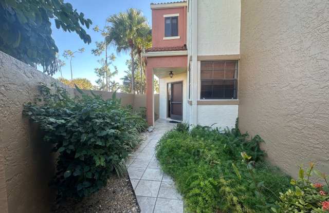 NOW AVAILABLE - First Floor Condo with 1 Car Garage in Eagle Ridge! photos photos NOW AVAILABLE - First Floor Condo with 1 Car Garage in Eagle Ridge! photos photos