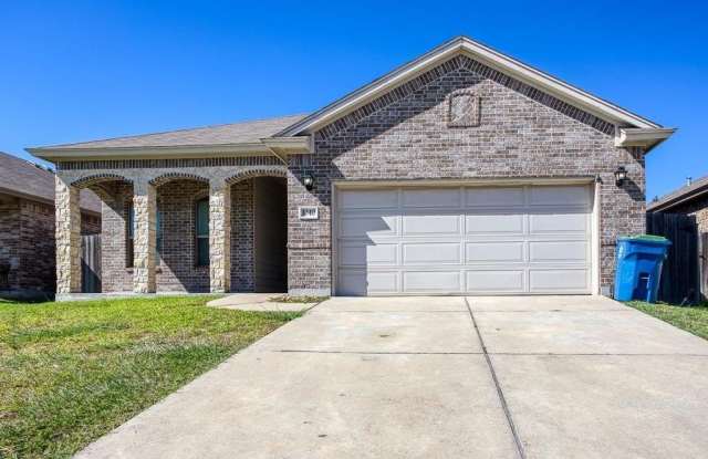 1040 Santa Catalina Street - 1040 Santa Catalina Street, Portland, TX 78374