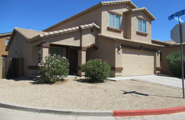 Spacious Home in Gated Community! - 900 West Broadway Avenue, Apache Junction, AZ 85120