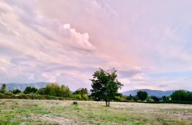 2BED1BATH BONUS ROOM - High-End Executive Retreat with Panoramic Mountain Views Gallery 3