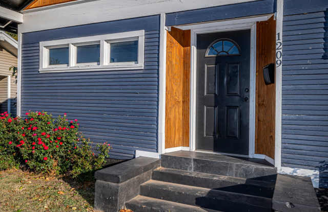 New 3 Bedroom 2 Bath on Stanley SW photos photos