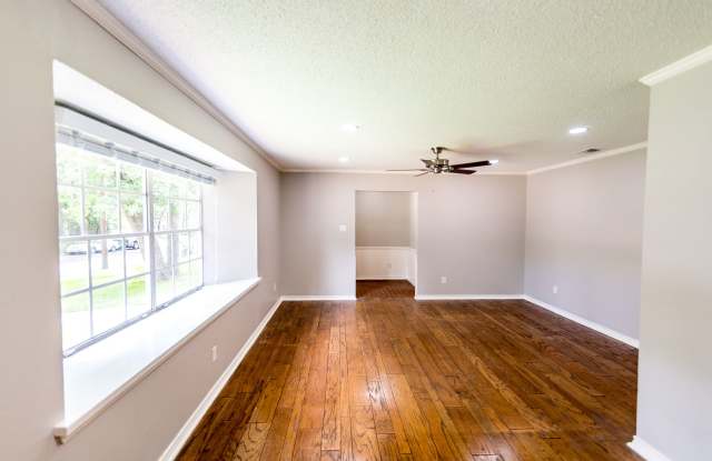 1825 Courtney Dr. Gallery 4