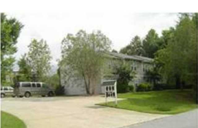 163 Pounds Ave SW Gallery 3