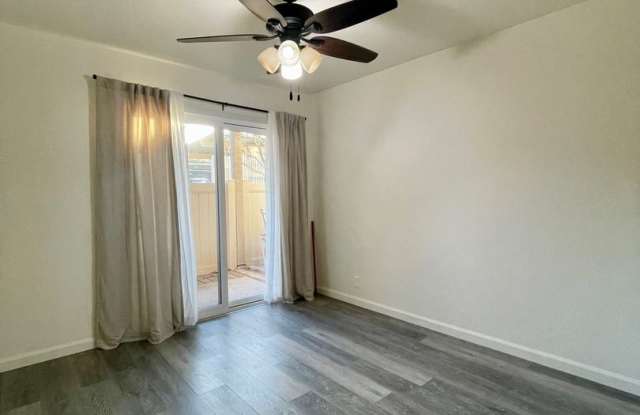 Gorgeously Remodeled 3 Bedroom 2 Bathroom in Rancho SD! Gallery 4