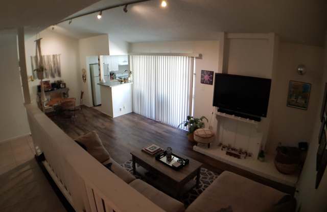 1510 Rockdale Cir photos photos