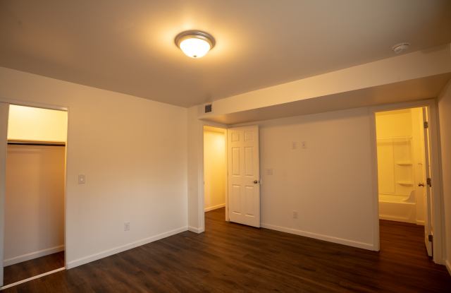 1720 E Hermosa Dr photos photos