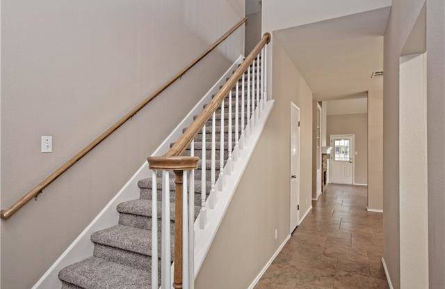 9104 Brimstone LN Gallery 4