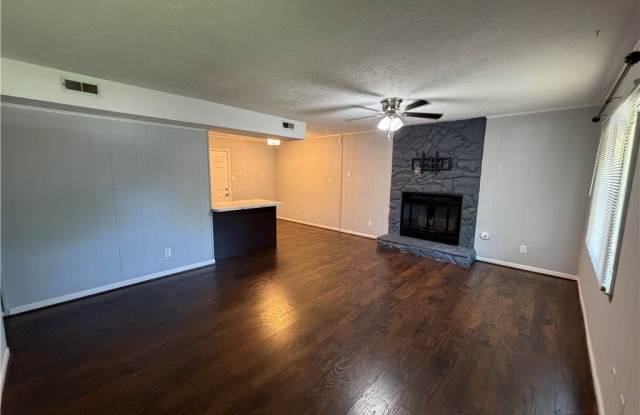 2296 Ridge Manor Drive Gallery 3