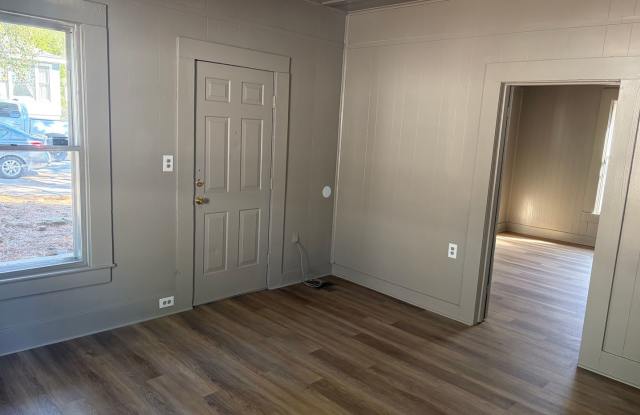 3 Bedroom and 1 Bathroom House- Van Buren, AR Gallery 4