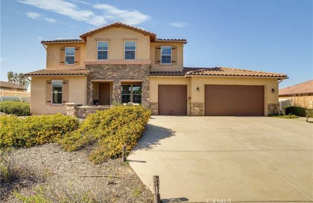 1653 Lucas Lane photos photos