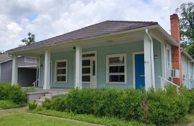 4/3 Large home in the Garden District. photos photos