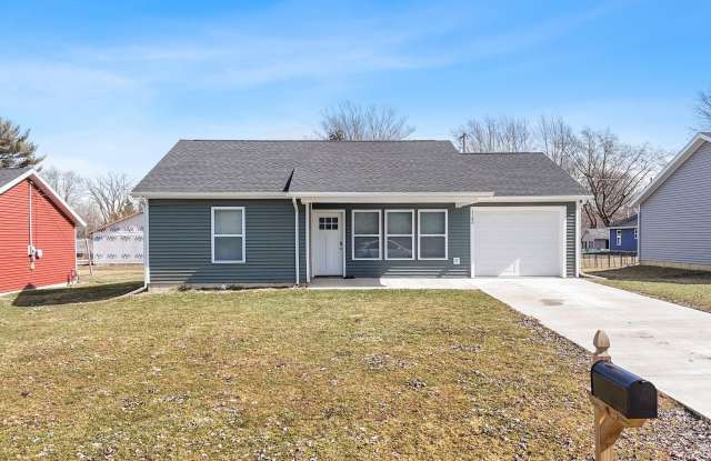 Introducing a charming 2-bedroom, 1-bathroom house located in Mansfield, OH. photos photos