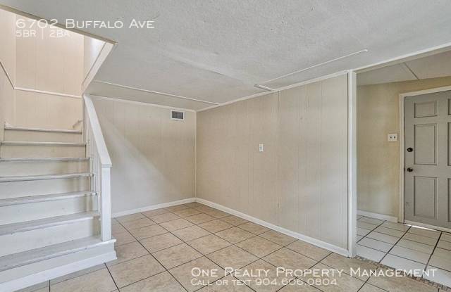 6702 Buffalo Ave Gallery 2