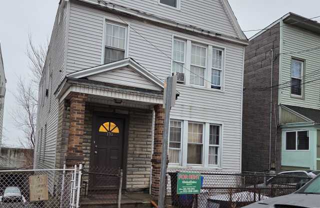 170 RANDOLPH AVE photos photos