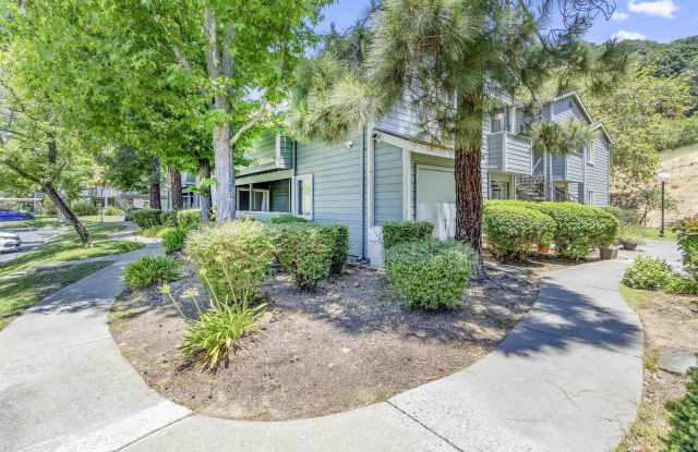 760 Canyon Oaks Dr photos photos