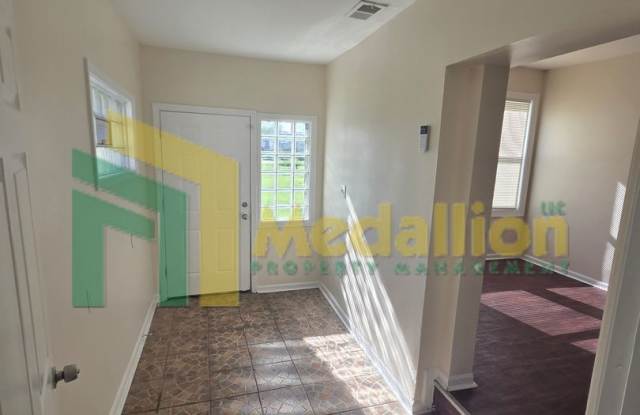 Updated 4-Bedroom Home on a Quiet Block Gallery 3
