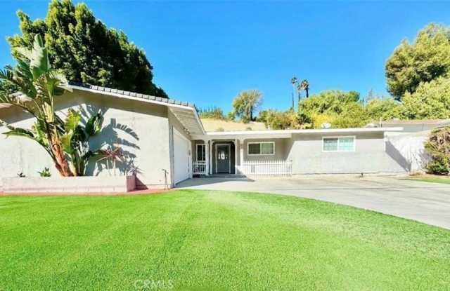 7143 Pomelo Drive Gallery 2