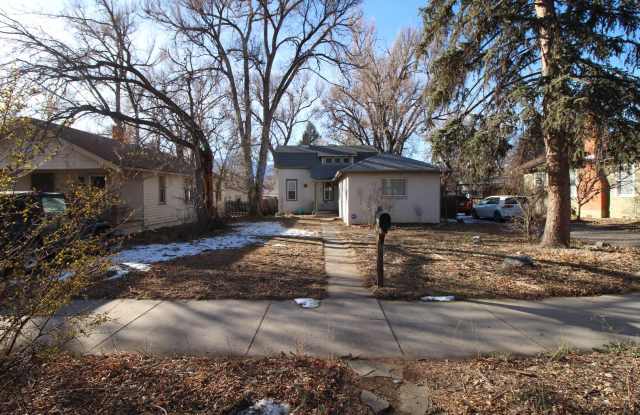 Adorable 3bdrm Downtown Bungalow photos photos