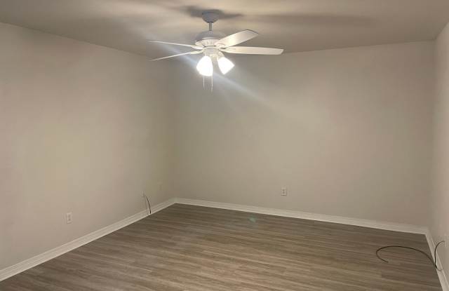 3 BEDROOM 2 BATH READY FOR YOU! Gallery 4