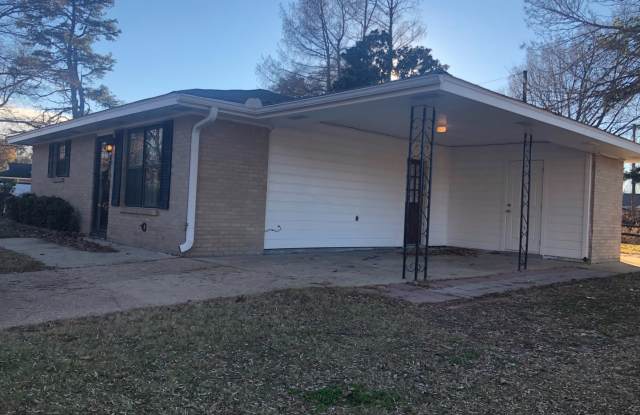 Very Nice & Neat, Move-In Ready 3bedroom Home Gallery 3