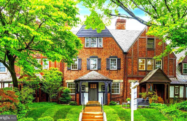 1549 44TH Street NW photos photos